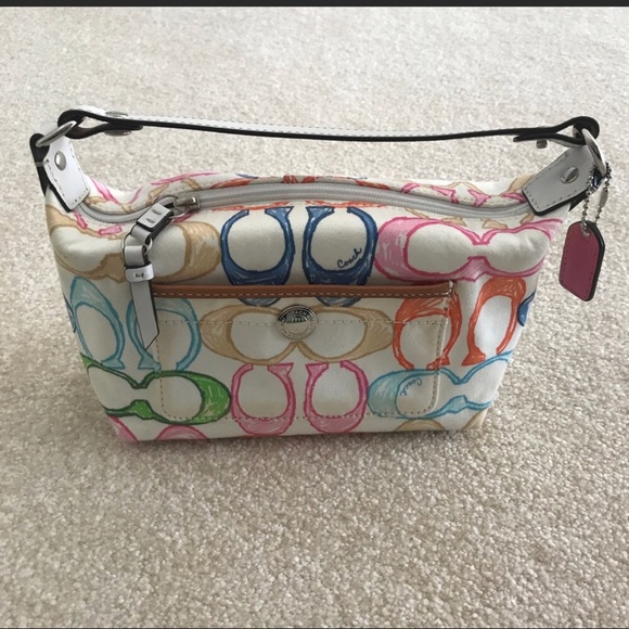 Coach Handbags - NWOT Authentic Adorable Coach Mini Purse